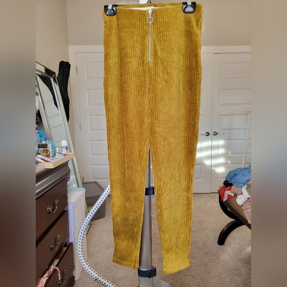 Twik  pants - Picture 3 of 3